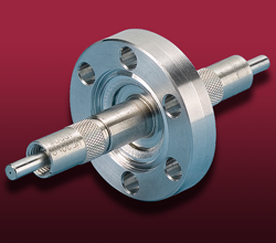 Fiber optic UV/VIS feedthrough on a CF flange